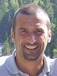 \"il